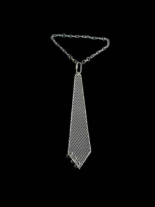 Chain Mesh Tie – „Raw Net“